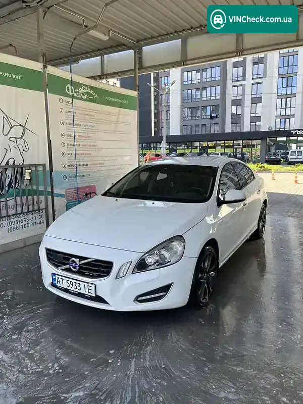 Volvo S60 2011, фото з оголошення 2 з 21, VIN YV1FS485BC2103790