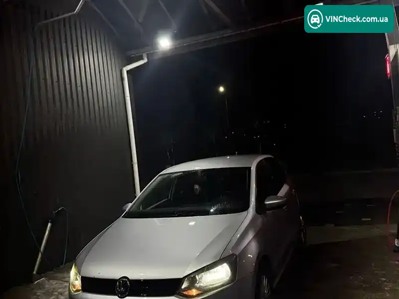 Volkswagen Polo 2010, фото з оголошення 1 з 9, VIN WVWZZZ6RZBY059861