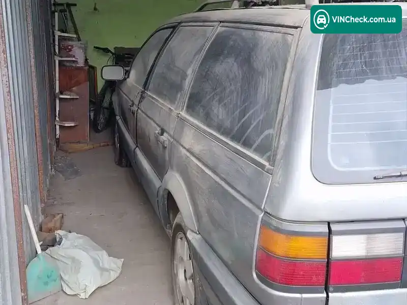Volkswagen Passat 1989, фото з оголошення 1 з 4, VIN WVWZZZ31ZKE082281