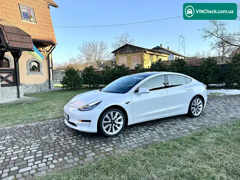 Tesla Model 3 2020, фото з оголошення 2 з 19, VIN 5YJ3E1EA3LF709209