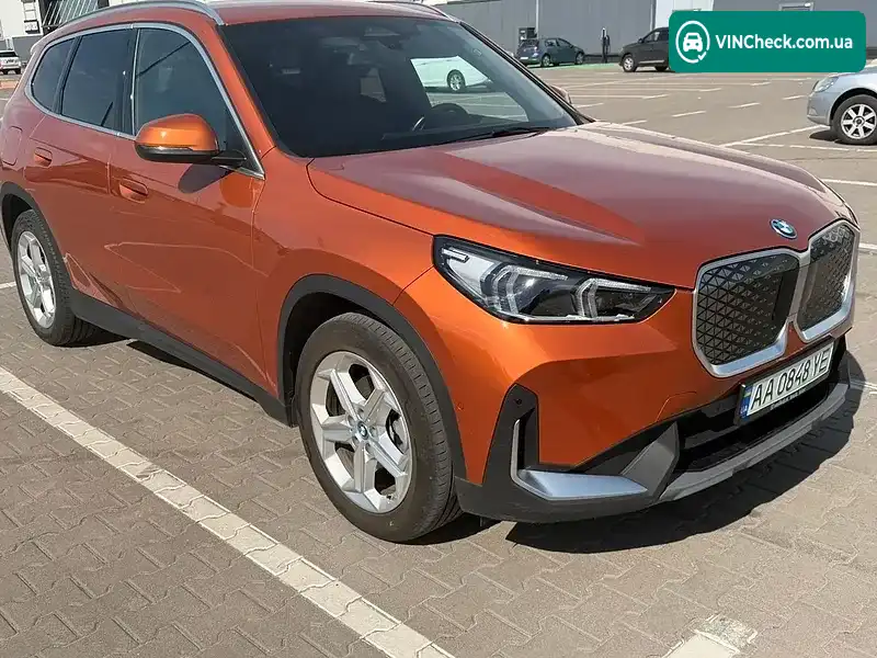 BMW iX1 2024, фото з оголошення 2 з 19, VIN WBY71EG0105Z04813