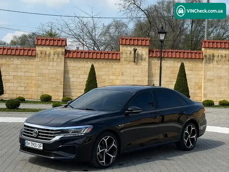 Volkswagen Passat 2020, фото з оголошення 1 з 12, VIN 1VWMA7A3XLC013337