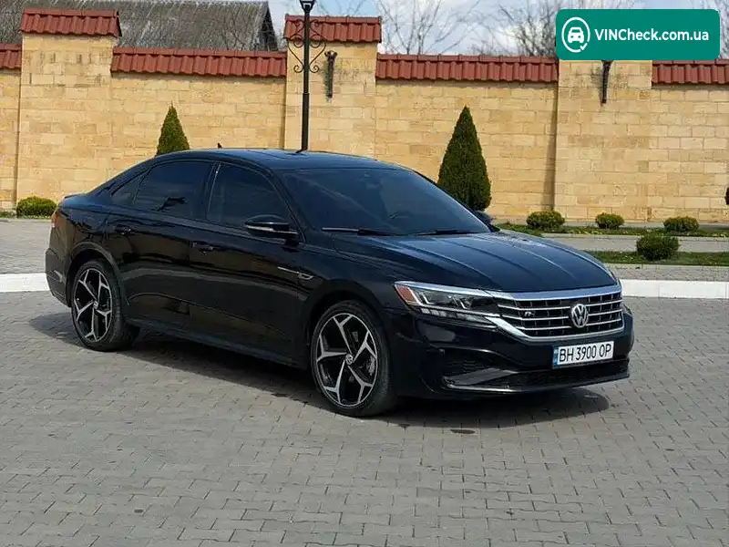 Volkswagen Passat 2020, фото з оголошення 2 з 12, VIN 1VWMA7A3XLC013337