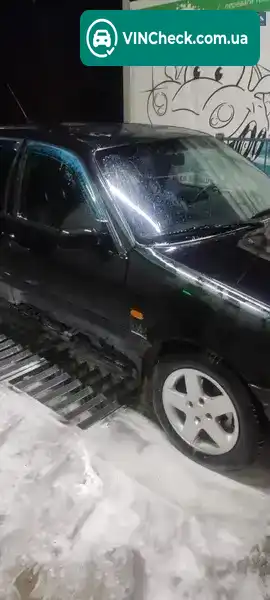 Volkswagen Passat 1995, фото з оголошення 1 з 11, VIN WVWZZZ32ZHE060787