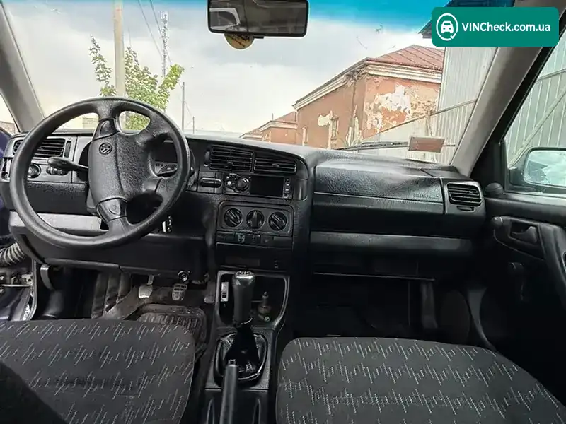 Volkswagen Golf 1995, фото з оголошення 2 з 20, VIN WVWZZZ1HZSW226769