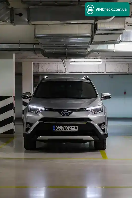 Toyota RAV4 2017, фото з оголошення 1 з 19, VIN JTMWRREV70D043090