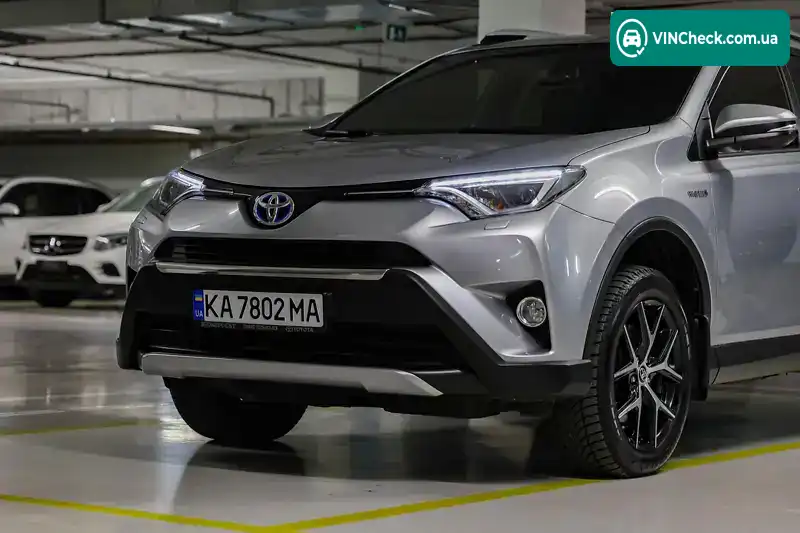 Toyota RAV4 2017, фото з оголошення 2 з 19, VIN JTMWRREV70D043090