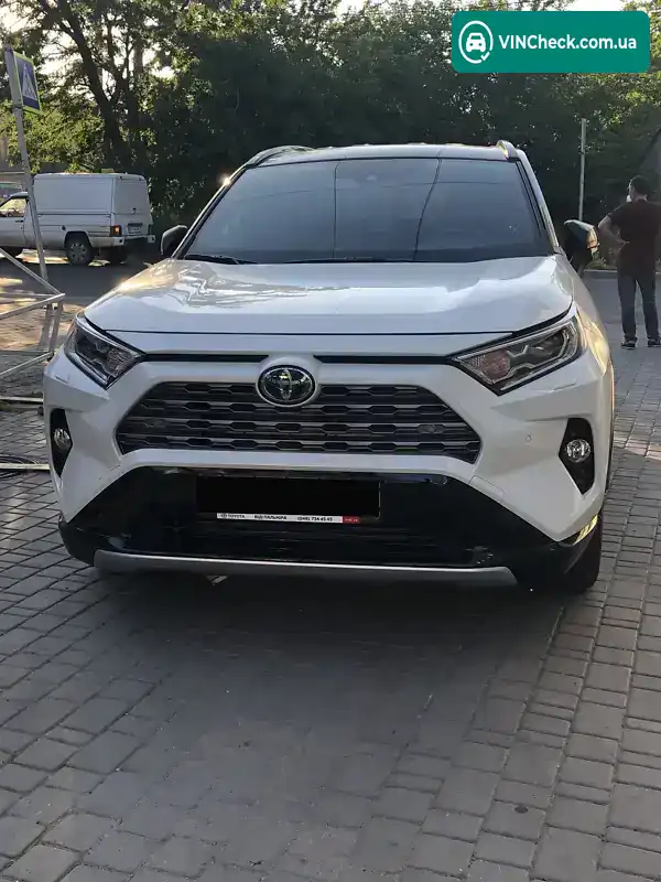 Toyota RAV4 2019, фото з оголошення 1 з 13, VIN JTMRW3FV30J008811
