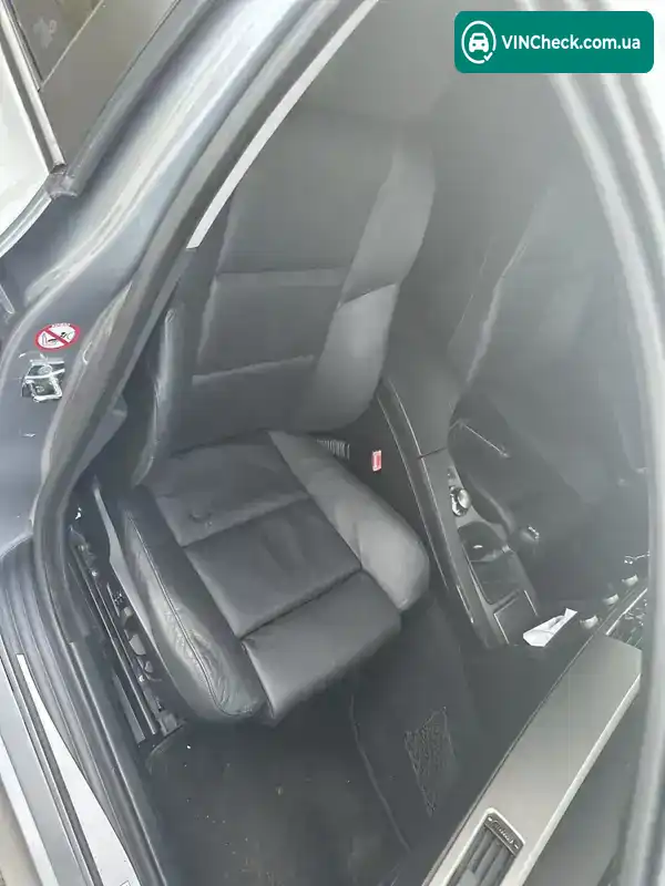 BMW 5 Series 2004, фото з оголошення 2 з 20, VIN WBANA31010B025882