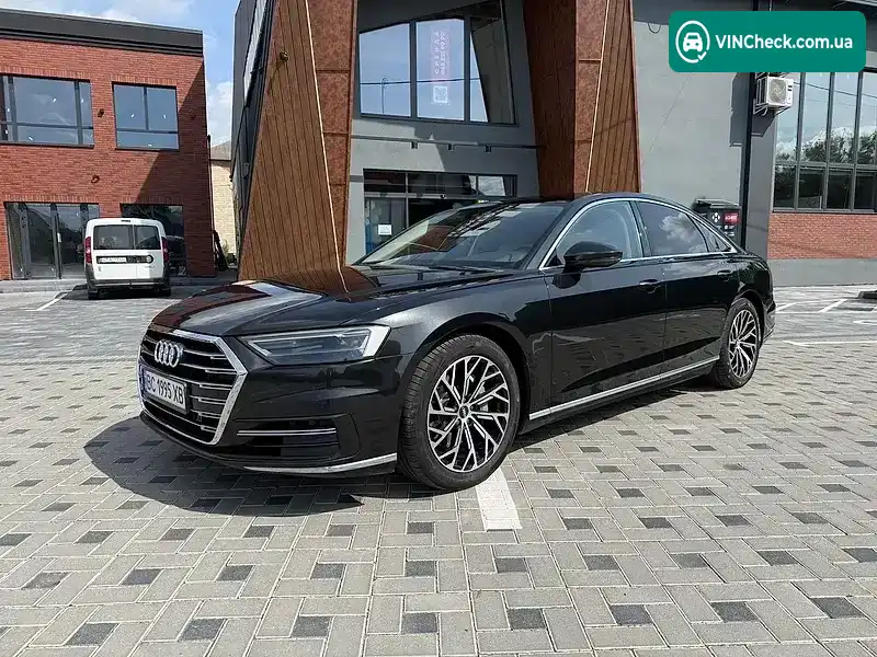 Audi A8 2019, фото з оголошення 2 з 18, VIN WAUZZZF86LN003567