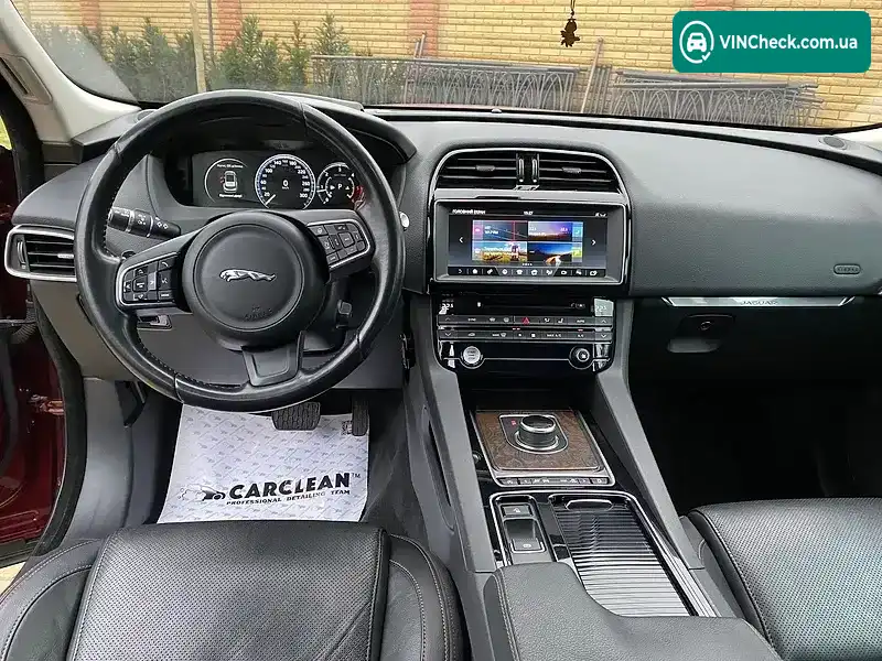 Jaguar F-Pace 2016, фото з оголошення 2 з 20, VIN SADCA2BN5HA063488