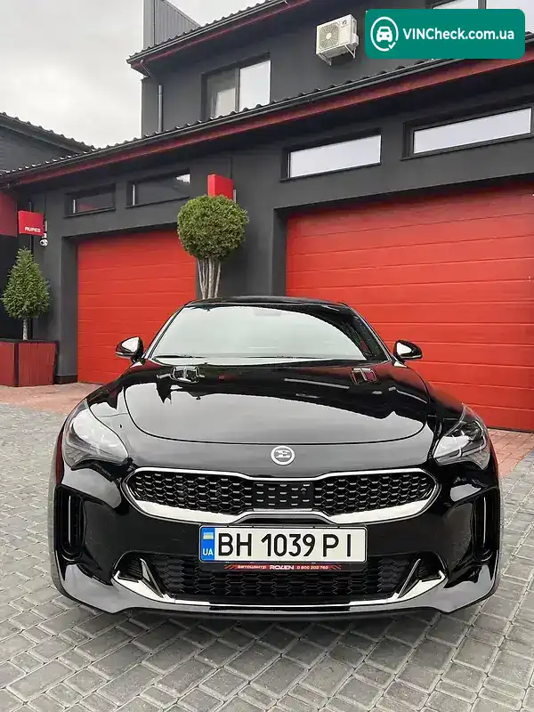 Kia Stinger 2018, фото з оголошення 1 з 16, VIN KNAE35LC7K6056479