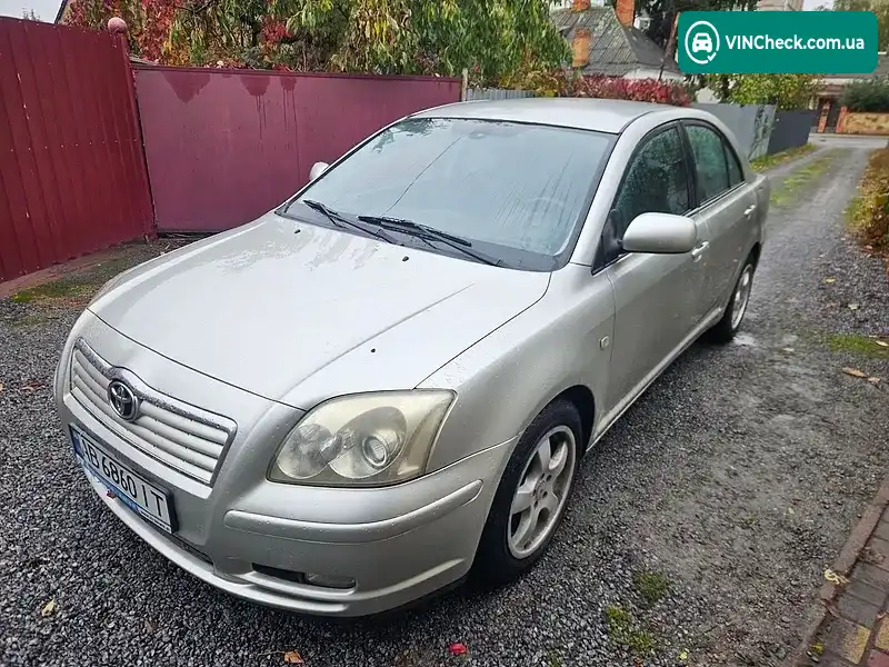 Toyota Avensis 2004, фото з оголошення 2 з 14, VIN SB1DR56L90E082078