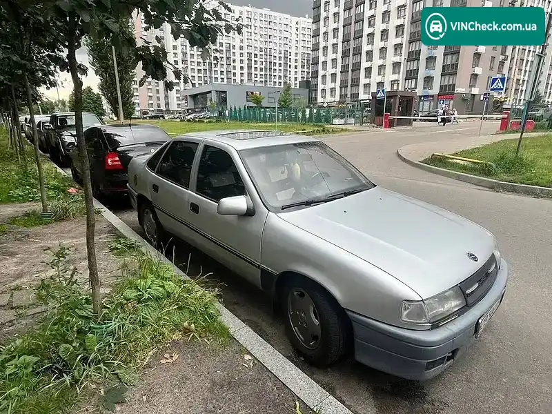 Opel Vectra 1990, фото з оголошення 1 з 8, VIN W0L000087L1144926