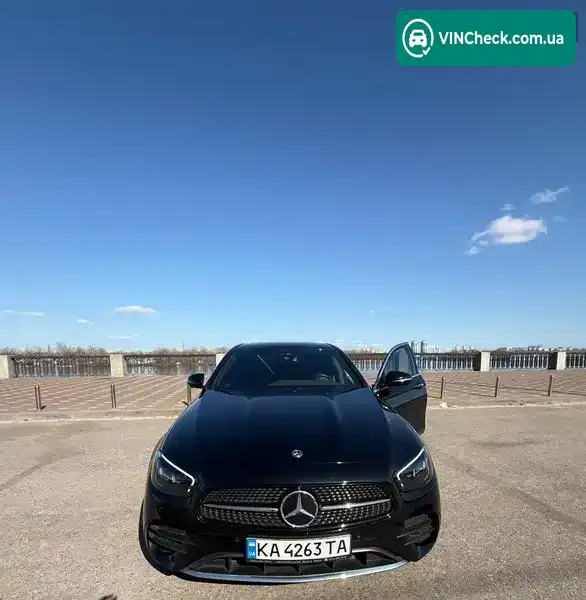 Mercedes-Benz E-Class 2023, фото з оголошення 2 з 9, VIN W1NFD0KB4TB528932