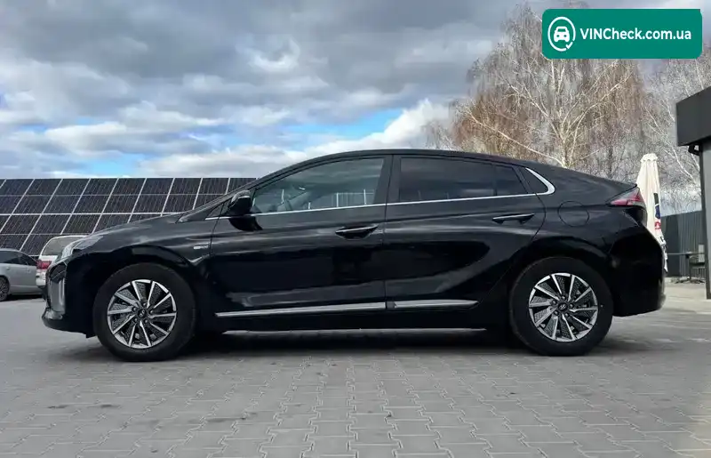 Hyundai Ioniq 2020, фото з оголошення 2 з 21, VIN KMHC851JFLU064419