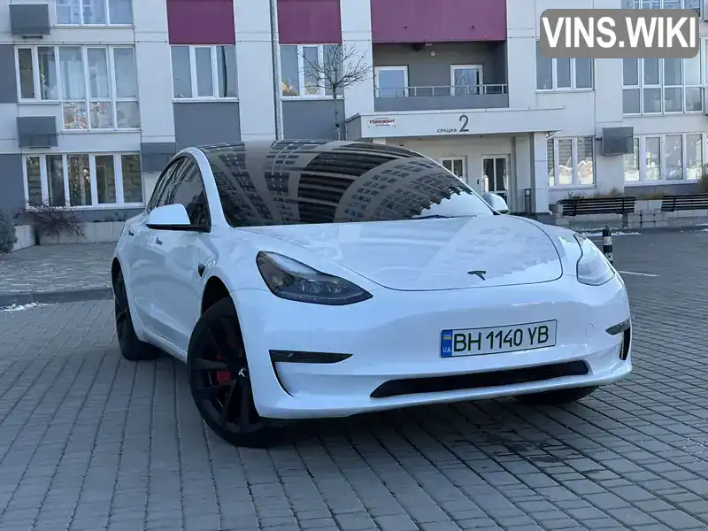 Tesla Model 3 2023, фото з оголошення 2 з 21, VIN 5YJ3E1EA8PF588554