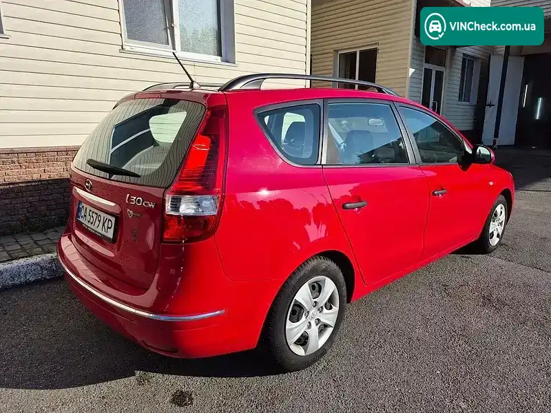Hyundai i30 2009, фото з оголошення 2 з 18, VIN TMADB81CP9J006031