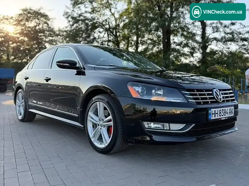 Volkswagen Passat 2013, фото з оголошення 1 з 20, VIN 1VWZZZA3ZDC138554