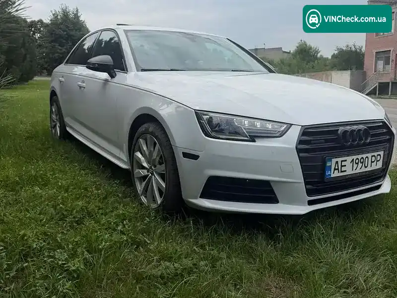 Audi A4 2016, фото з оголошення 2 з 15, VIN WAUANAF43HN026254