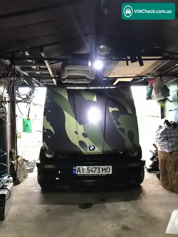 BMW 3 Series 1984, фото з оголошення 1 з 16, VIN WBAAC510301469744