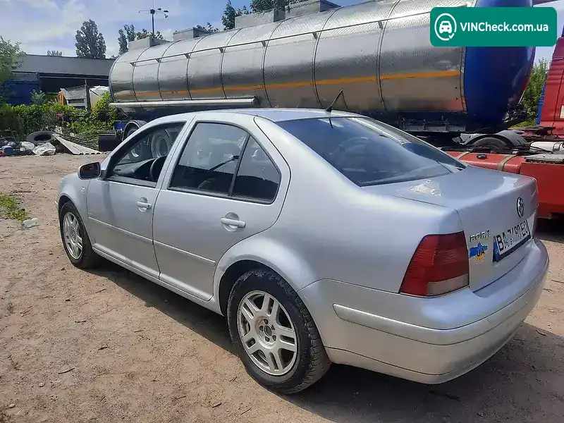 Volkswagen Bora 2000, фото з оголошення 1 з 19, VIN WVWZZZ1JZ1W405200