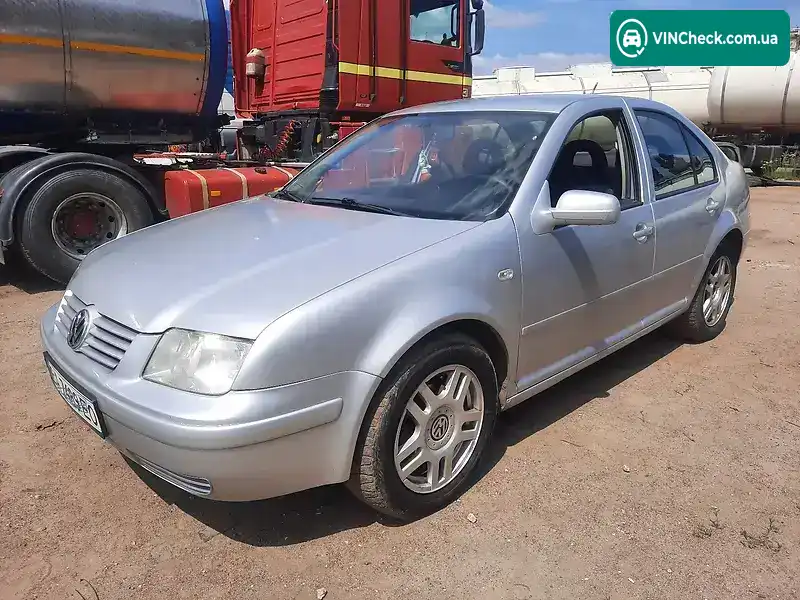 Volkswagen Bora 2000, фото з оголошення 2 з 19, VIN WVWZZZ1JZ1W405200