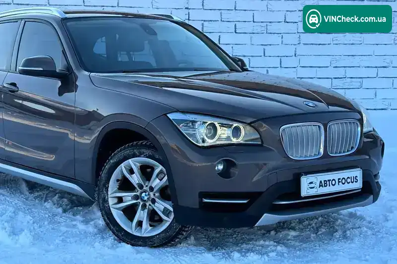 BMW X1 2012, фото з оголошення 2 з 21, VIN WBAVP71000VW23417