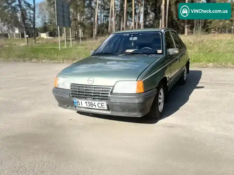 Opel Kadett 1986, фото з оголошення 2 з 11, VIN W0L000039G5173100