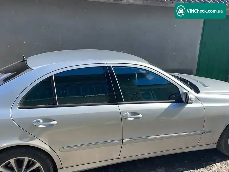 Mercedes-Benz E-Class 2003, фото з оголошення 2 з 18, VIN WDB2110261A209304