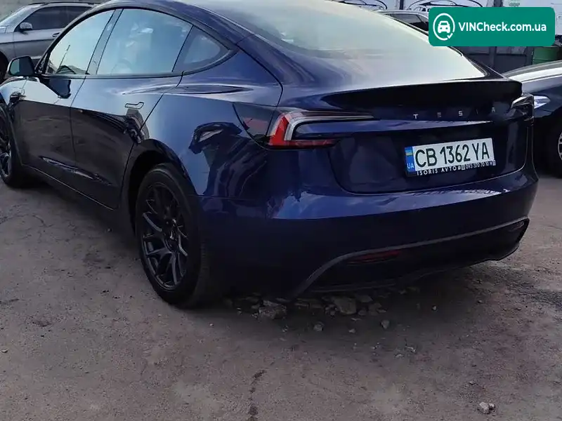 Tesla Model 3 2024, фото з оголошення 2 з 20, VIN 5YJ3E1EA7RF744733