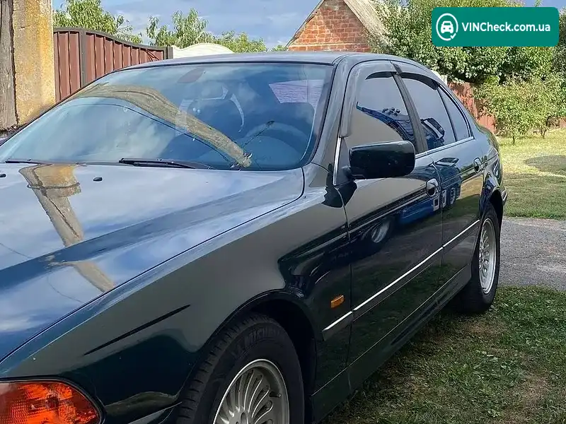 BMW 5 Series 2000, фото з оголошення 1 з 15, VIN WBADM11070GP24010