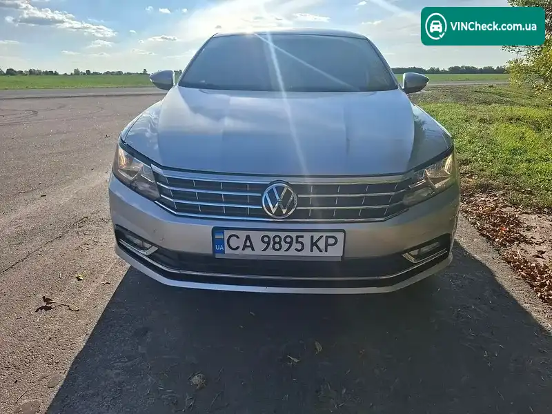 Volkswagen Passat 2017, фото з оголошення 1 з 16, VIN 1VWAT7A32HC059233