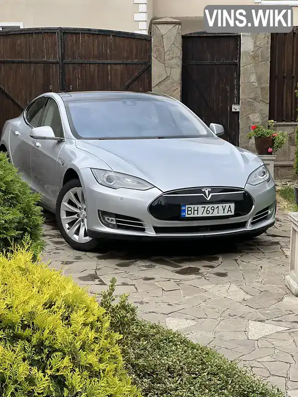Tesla Model S 2015, фото з оголошення 2 з 21, VIN 5YJSA1H13FF083295