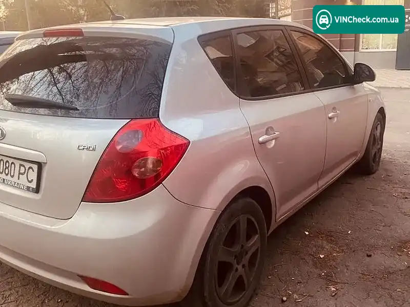Kia Ceed 2007, фото з оголошення 2 з 9, VIN U5YFF24427L011414
