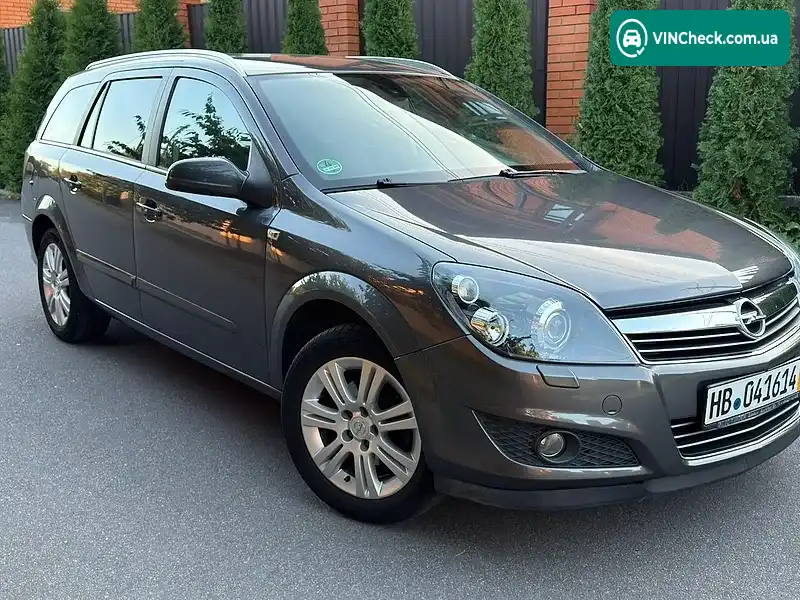 Opel Astra 2009, фото з оголошення 2 з 16, VIN W0L0AHL3595079122