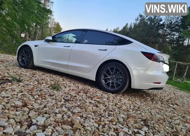 Tesla Model 3 2018, фото з оголошення 2 з 19, VIN 5YJ3E1EA7JF164791