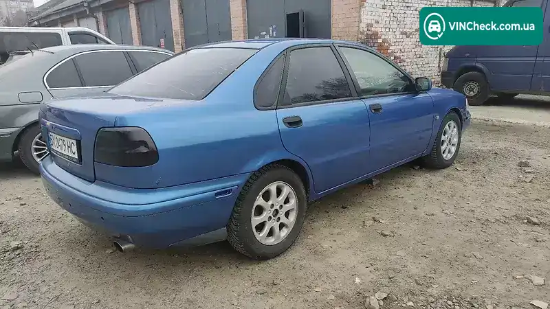 Volvo S40 1998, фото з оголошення 1 з 9, VIN YV1VS1922WF233796