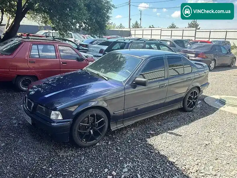 BMW 3 Series 1994, фото з оголошення 1 з 8, VIN WBACA91030KA96207