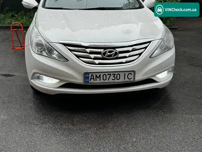 Hyundai Sonata 2010, фото з оголошення 1 з 9, VIN KMHEC41CBBA168972