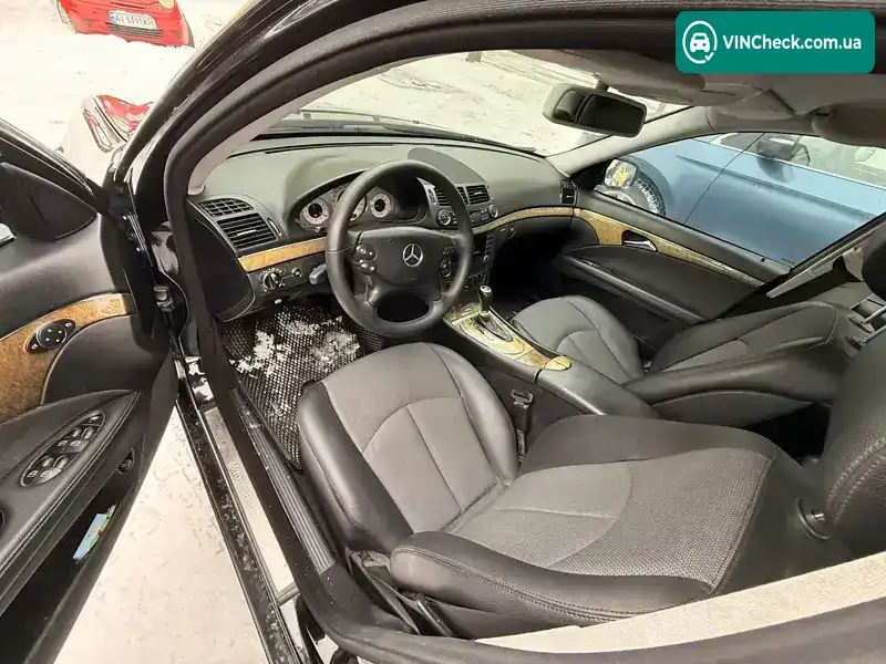 Mercedes-Benz E-Class 2006, фото з оголошення 1 з 20, VIN WDB2110411B053051