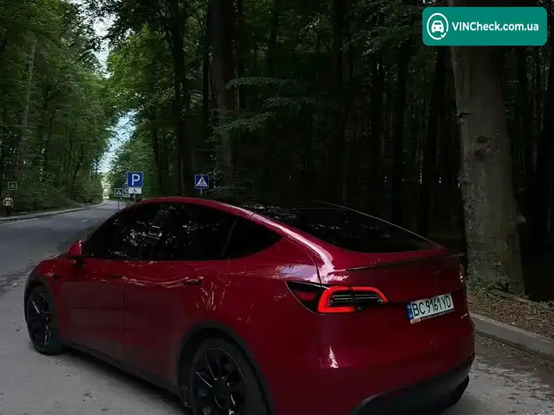 Tesla Model Y 2022, фото з оголошення 1 з 16, VIN 7SAYGDEF3NF521521