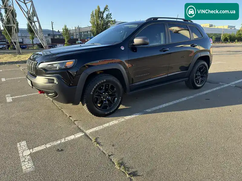 Jeep Cherokee 2019, фото з оголошення 2 з 19, VIN 1C4PJMBN4LD549418
