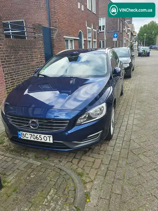 Volvo V60 2015, фото з оголошення 1 з 20, VIN YV1FW8481F1265740