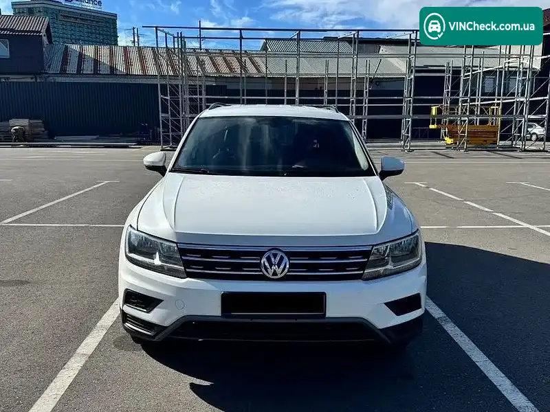 Volkswagen Tiguan 2020, фото з оголошення 1 з 9, VIN 3VV3B7AX0LM160698
