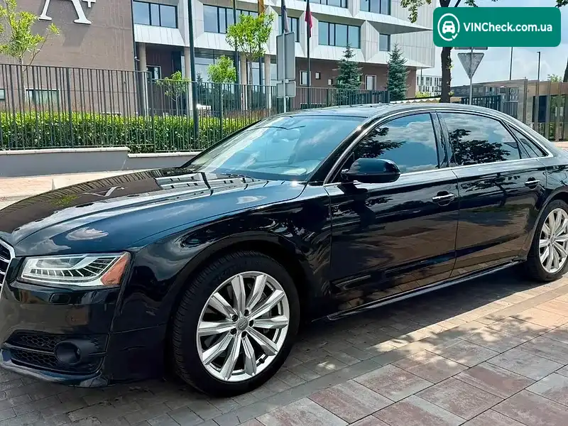 Audi A8 2017, фото з оголошення 1 з 20, VIN WAU44AFD9JN000151
