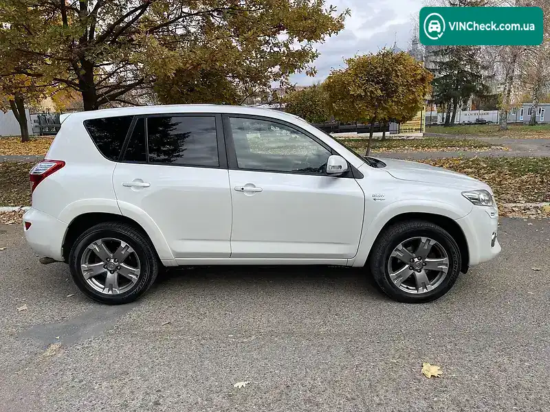 Toyota RAV4 2010, фото з оголошення 1 з 20, VIN JTMBB31V70D067539