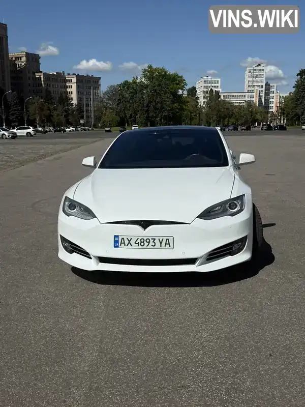 Tesla Model S 2015, фото з оголошення 1 з 14, VIN 5YJSA1E2XFF110683