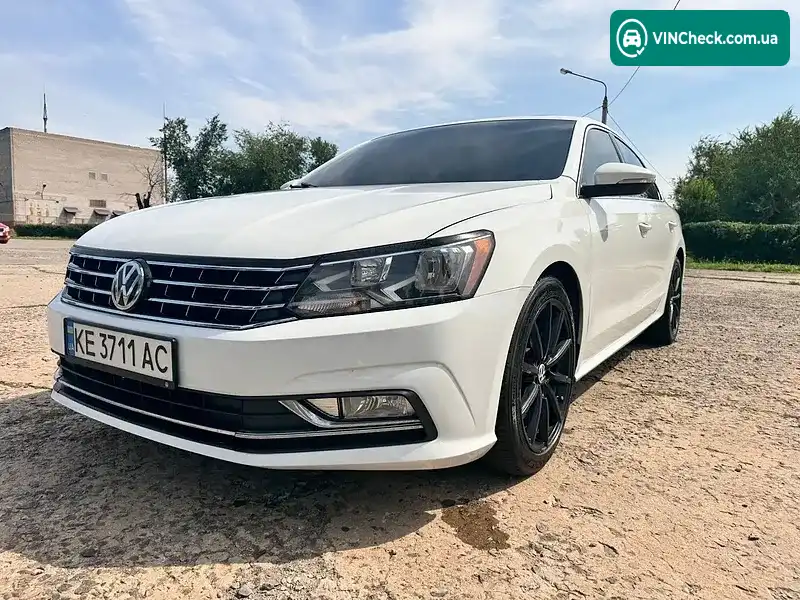 Volkswagen Passat 2017, фото з оголошення 1 з 20, VIN 1VWBA7A36JC019592