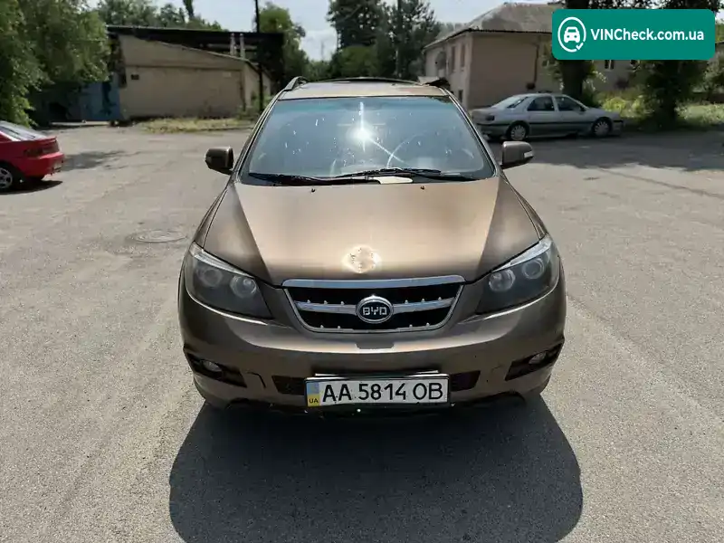 BYD S6 2012, фото з оголошення 2 з 18, VIN LGXC34CG3D1001327